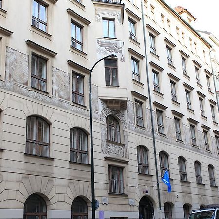 Hostel Hlavkova Прага Экстерьер фото