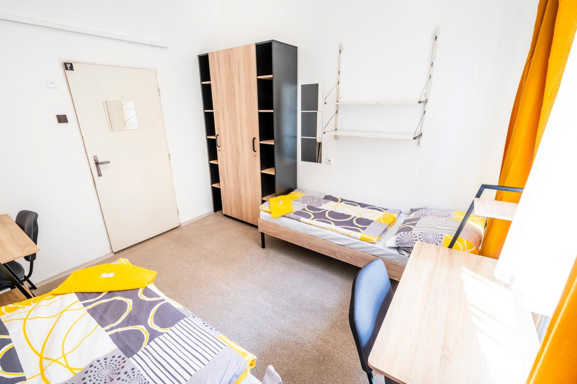 Hostel Hlavkova Прага Экстерьер фото